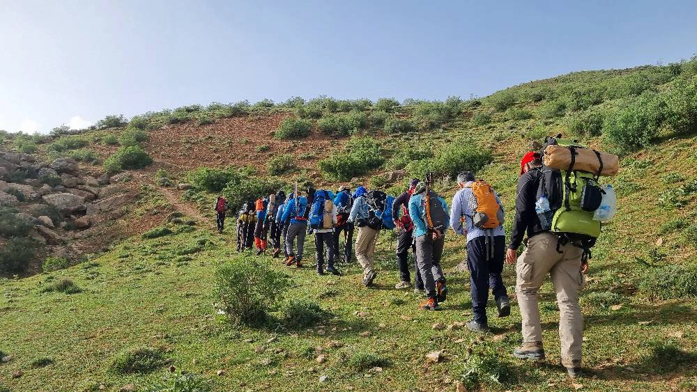 اشترانکوه، کوهنوردی، سنبران، آپادانا