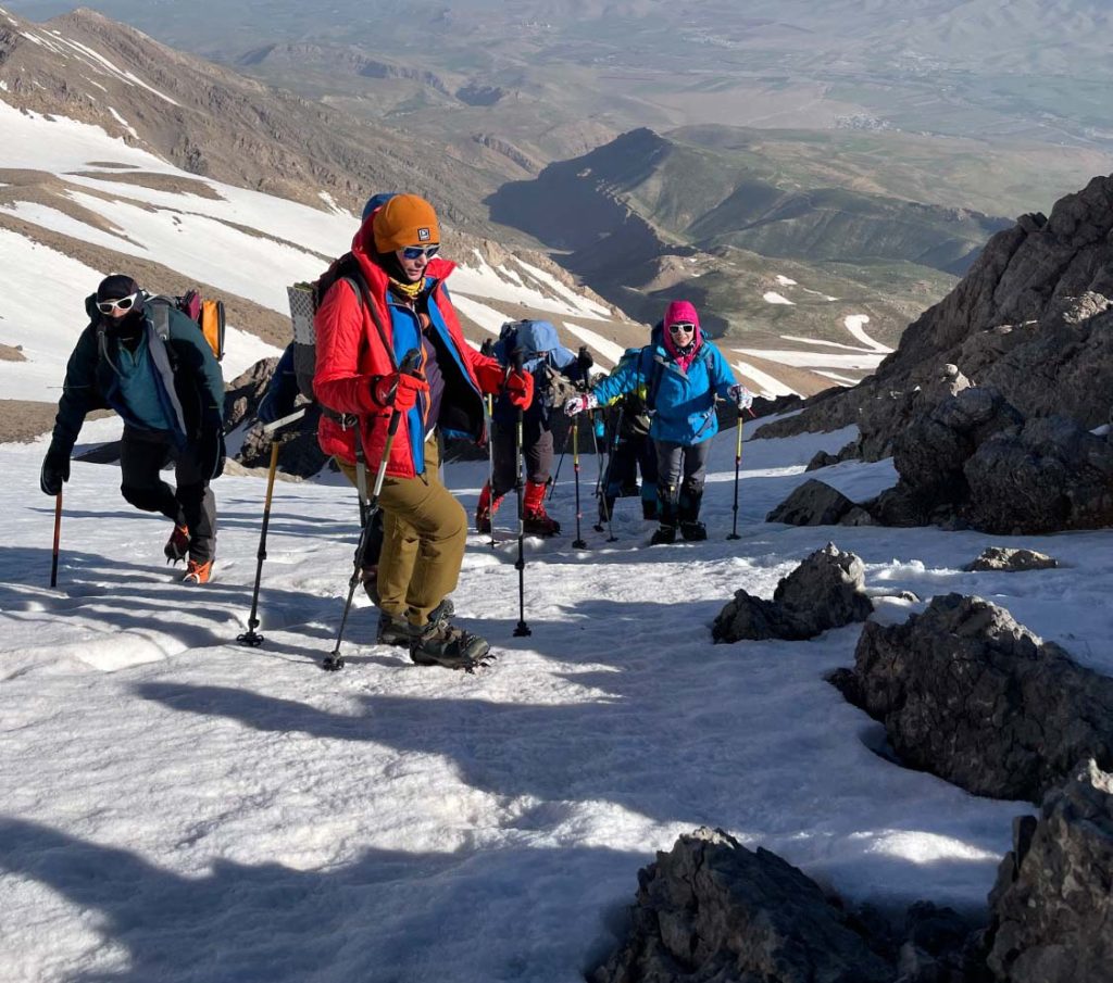 یخچال،، سنبران، کوهنوردی